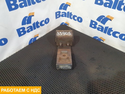 Кронштейн крепления переднего стабилизатора правый